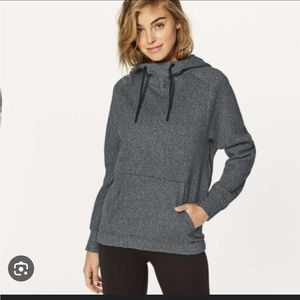 LULULEMON warm for Winter Hoodie size 6